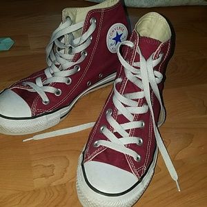 Maroon Converse Chuck Taylor All Star